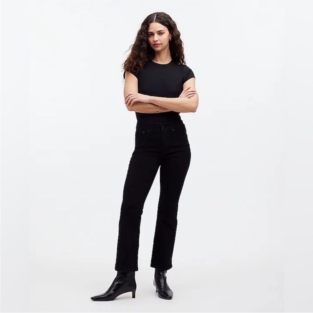 Madewell Mid Rise Kick Out Jeans Black Size 26 Tall